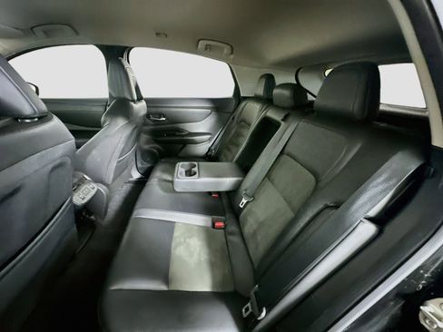 Used 2023 Nissan Ariya FWD image 27