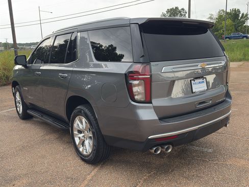 Used 2021 Chevrolet Tahoe Premier w/ Premium Package RWD image 34