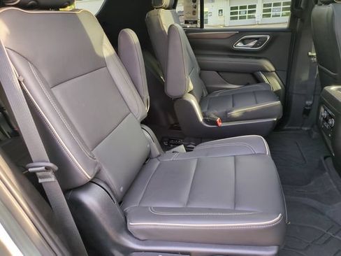 Used 2023 Chevrolet Tahoe Premier w/ Premium Package 2 AWD/4WD image 34