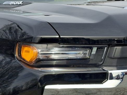 Used 2025 Chevrolet Silverado 2500 LT image 9