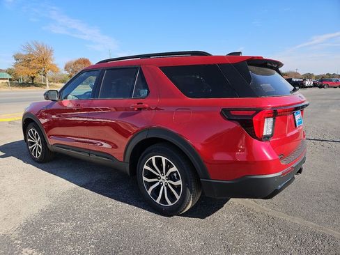 New 2026 Ford Explorer ST-Line image 8
