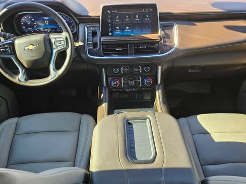 Used 2023 Chevrolet Tahoe LT w/ Luxury Package RWD image 5