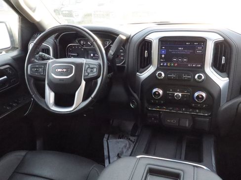 Certified 2022 GMC Sierra 1500 SLT w/ SLT Premium Plus Package image 10