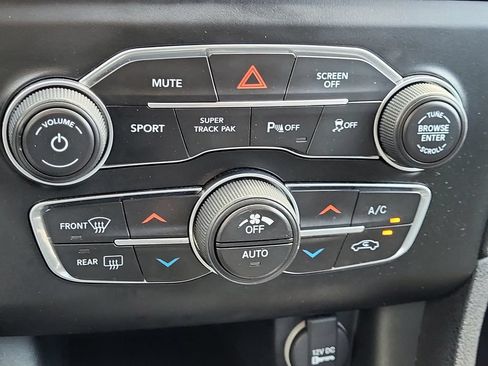 Used 2020 Dodge Charger R/T RWD image 29