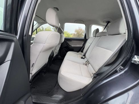 Used 2014 Subaru Forester 2.5i image 20