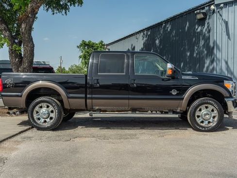 Used 2016 Ford F250 Lariat w/ Lariat Ultimate Package AWD/4WD image 7
