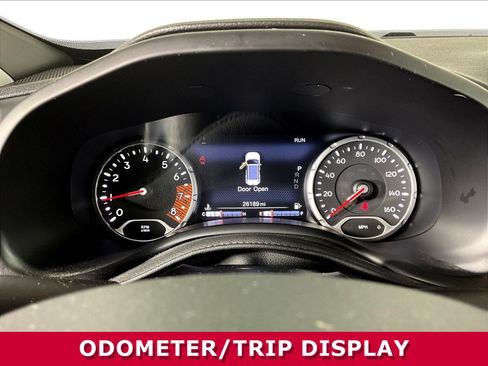 Used 2023 Jeep Renegade Trailhawk AWD/4WD image 12