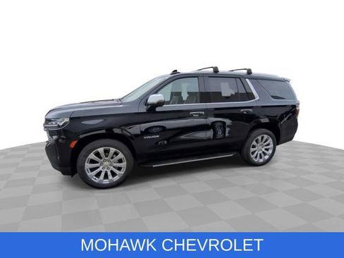 Used 2021 Chevrolet Tahoe Premier w/ Premium Package AWD/4WD image 4