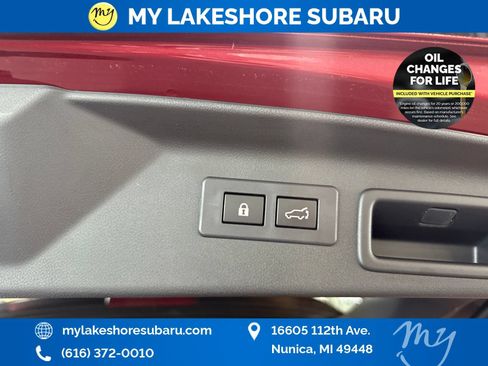 Certified 2025 Subaru Forester Premium AWD/4WD image 30