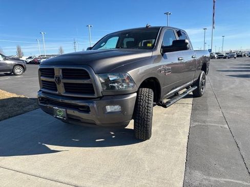 Used 2017 RAM 2500 Big Horn w/ Sport Appearance Group AWD/4WD image 7