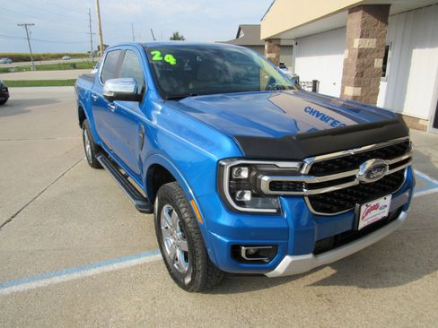 Used 2024 Ford Ranger Lariat w/ Advanced Towing Package image 3