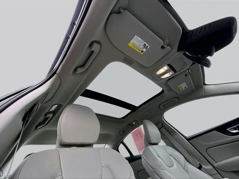 Certified 2024 Volvo S60 B5 Plus image 27