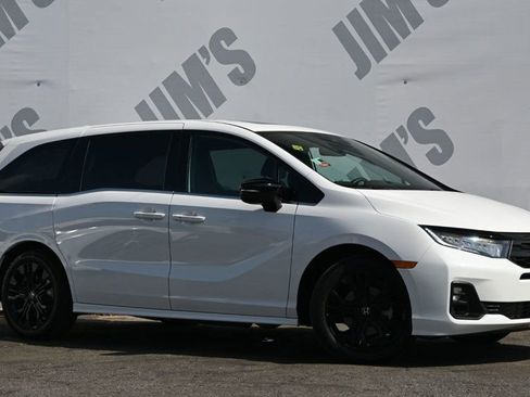 Used 2025 Honda Odyssey Sport-L image 3