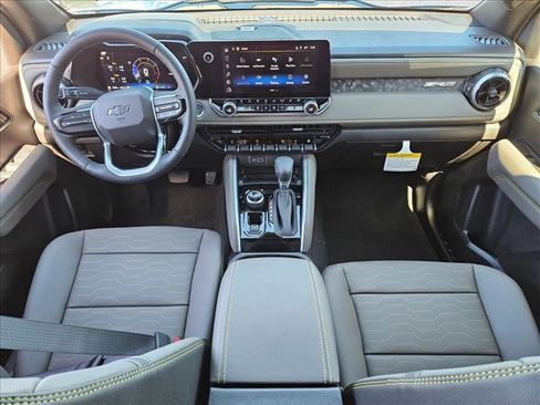 New 2026 Chevrolet Colorado ZR2 w/ Technology Package AWD/4WD image 14