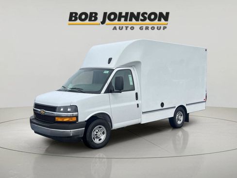 New 2026 Chevrolet Express 3500 w/ Power Convenience Package image 6
