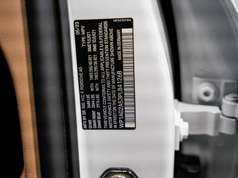 Used 2023 Porsche Macan S image 50