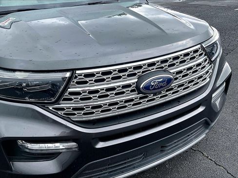 Used 2020 Ford Explorer Limited AWD/4WD image 32