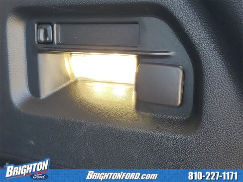 Used 2023 Ford Explorer XLT w/ Equipment Group 202A image 8