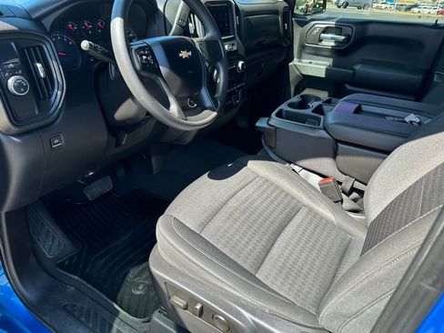 Used 2022 Chevrolet Silverado 1500 Custom image 11