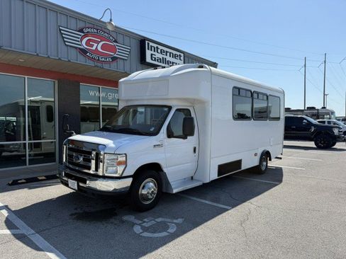 Used 2016 Ford E-450 and Econoline 450 Super Duty w/ Shuttle Bus Prep Package image 3