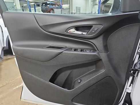 Used 2022 Chevrolet Equinox LT AWD/4WD image 26