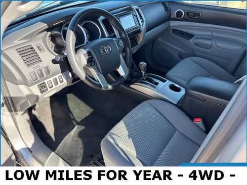 Used 2015 Toyota Tacoma 4x4 Double Cab image 11