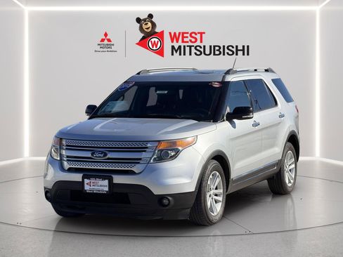 Used 2013 Ford Explorer XLT image 1