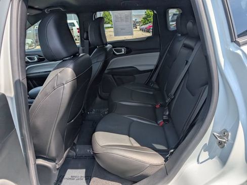 Used 2023 Jeep Compass Limited w/ Elite Group AWD/4WD image 21