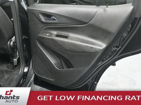 Used 2023 Chevrolet Equinox LT FWD image 12