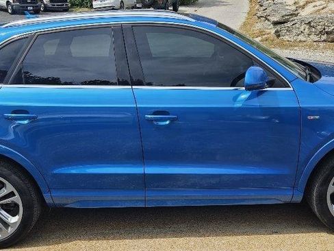 Used 2016 Audi Q3 2.0T Prestige w/ Prestige Package AWD/4WD image 3