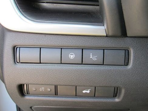 Used 2022 Nissan Rogue Platinum w/ Head-Up Display Package FWD image 29