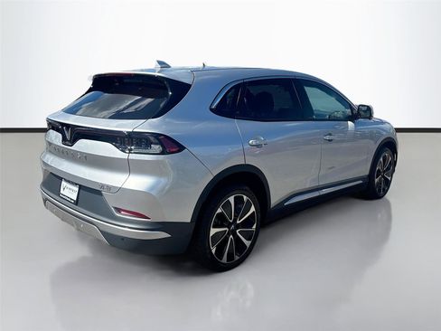 New 2025 VinFast VF 8 Plus image 7