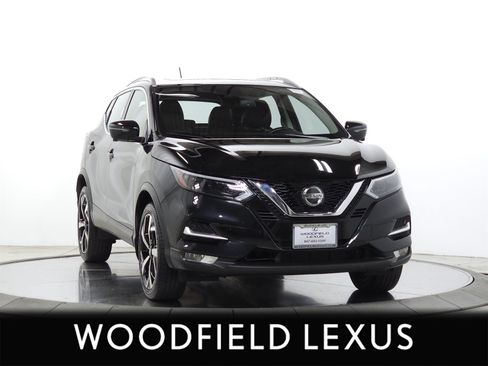 Used 2020 Nissan Rogue Sport SL w/ Premium Package AWD/4WD image 1