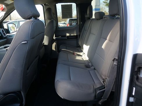 Used 2018 Ford F150 XLT image 23
