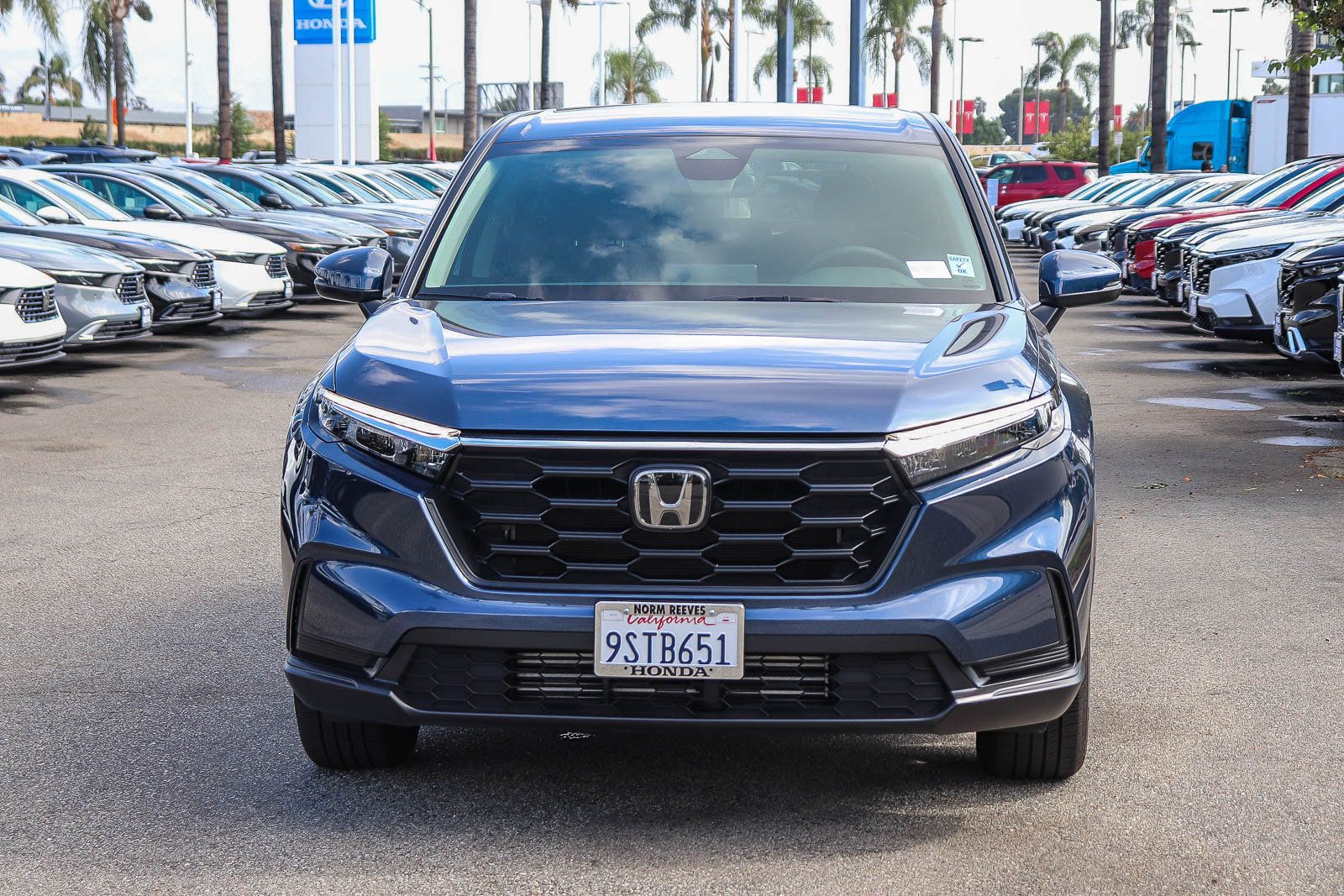 Used 2025 Honda CR-V LX image 2