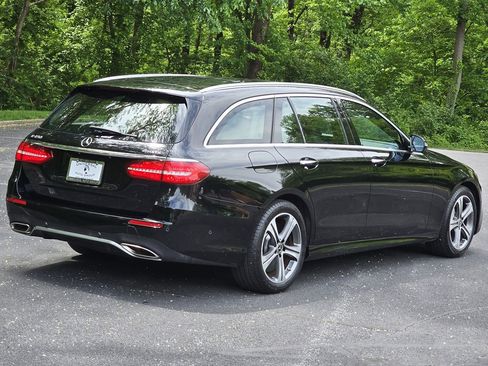 Used 2019 Mercedes-Benz E 450 4MATIC Wagon w/ Premium Package image 6