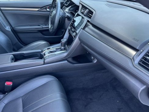 Used 2018 Honda Civic Sport Touring image 17