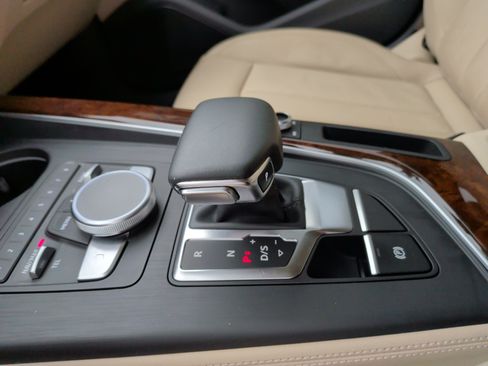 Used 2019 Audi A4 2.0T Premium Plus w/ Premium Plus Package FWD image 25