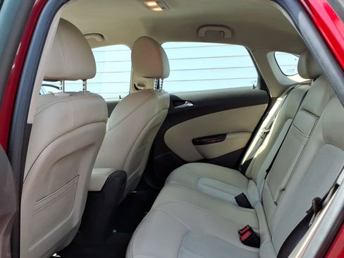 Used 2013 Buick Verano FWD image 9