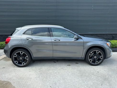 Used 2018 Mercedes-Benz GLA 250 4MATIC image 10