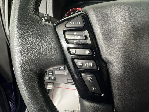 Used 2022 Nissan Frontier PRO-4X w/ Pro-4X Premium Package image 15