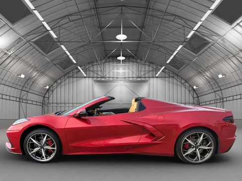 Used 2021 Chevrolet Corvette Stingray Premium Conv w/ Z51 Performance Package RWD image 7