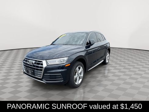 Used 2020 Audi Q5 2.0T Premium w/ Convenience Package AWD/4WD image 6