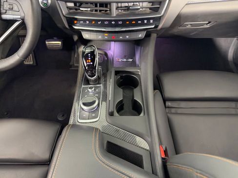 Used 2025 Cadillac CT5 Sport RWD image 17