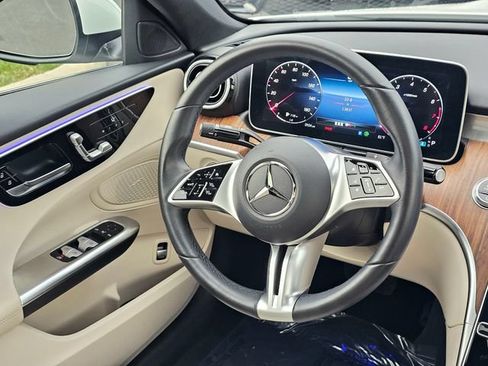 Used 2024 Mercedes-Benz C 300 4MATIC Sedan image 31
