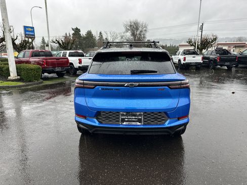 New 2026 Chevrolet Equinox EV RS image 4