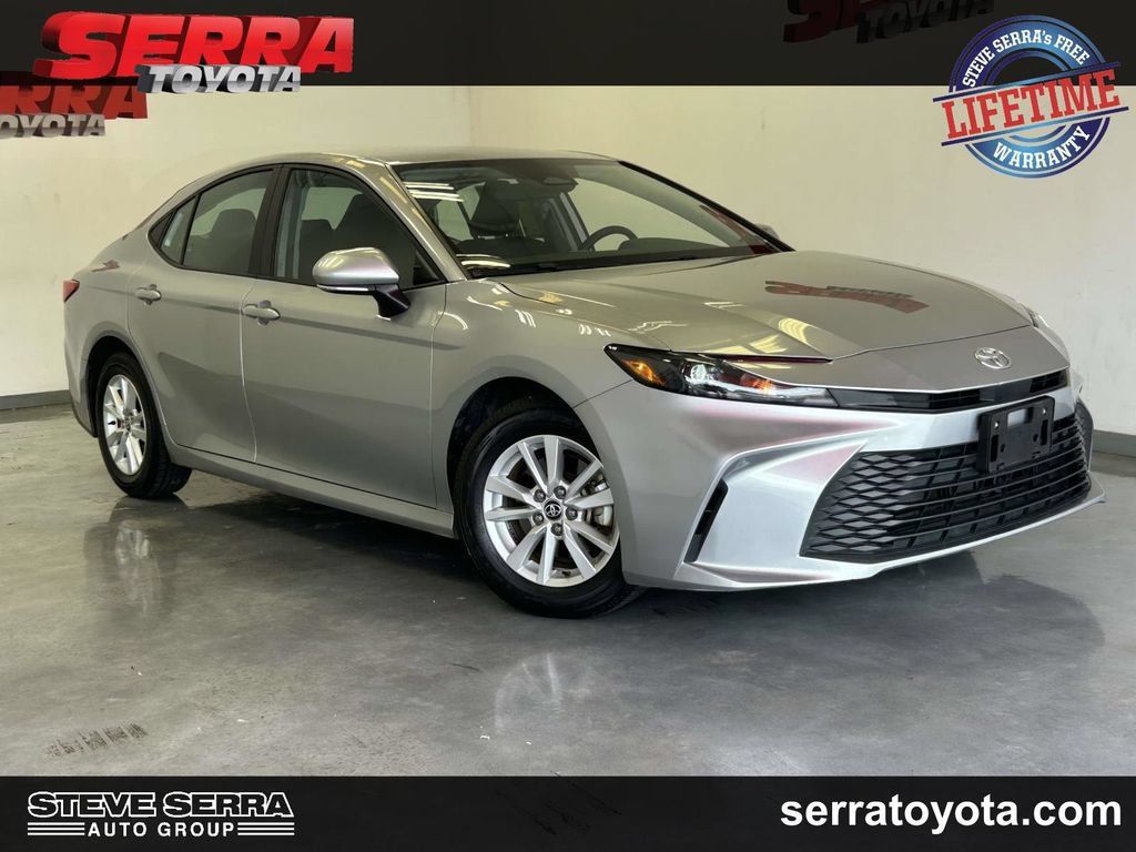 Certified 2025 Toyota Camry LE FWD image 1