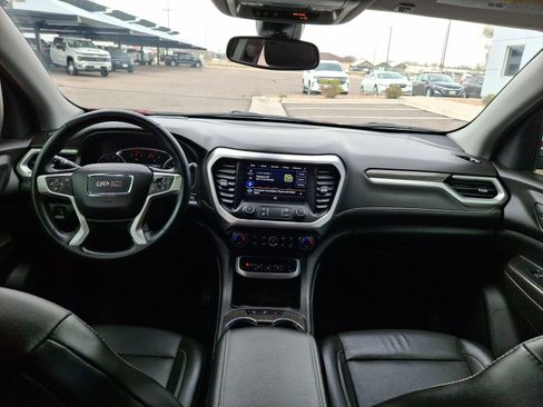 Used 2023 GMC Acadia SLT AWD/4WD image 15