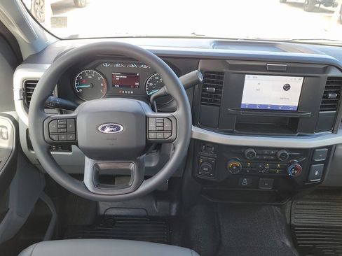 New 2026 Ford F250 XL w/ XL Chrome Package image 8