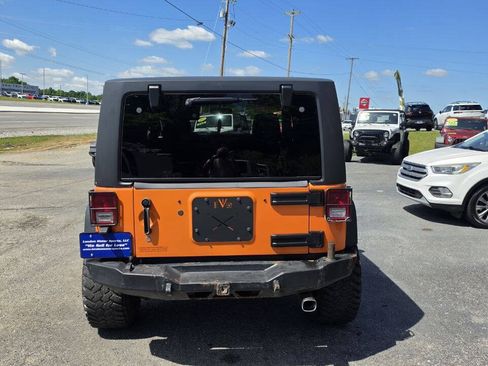 Used 2012 Jeep Wrangler Rubicon w/ PWR Convenience Group AWD/4WD image 3